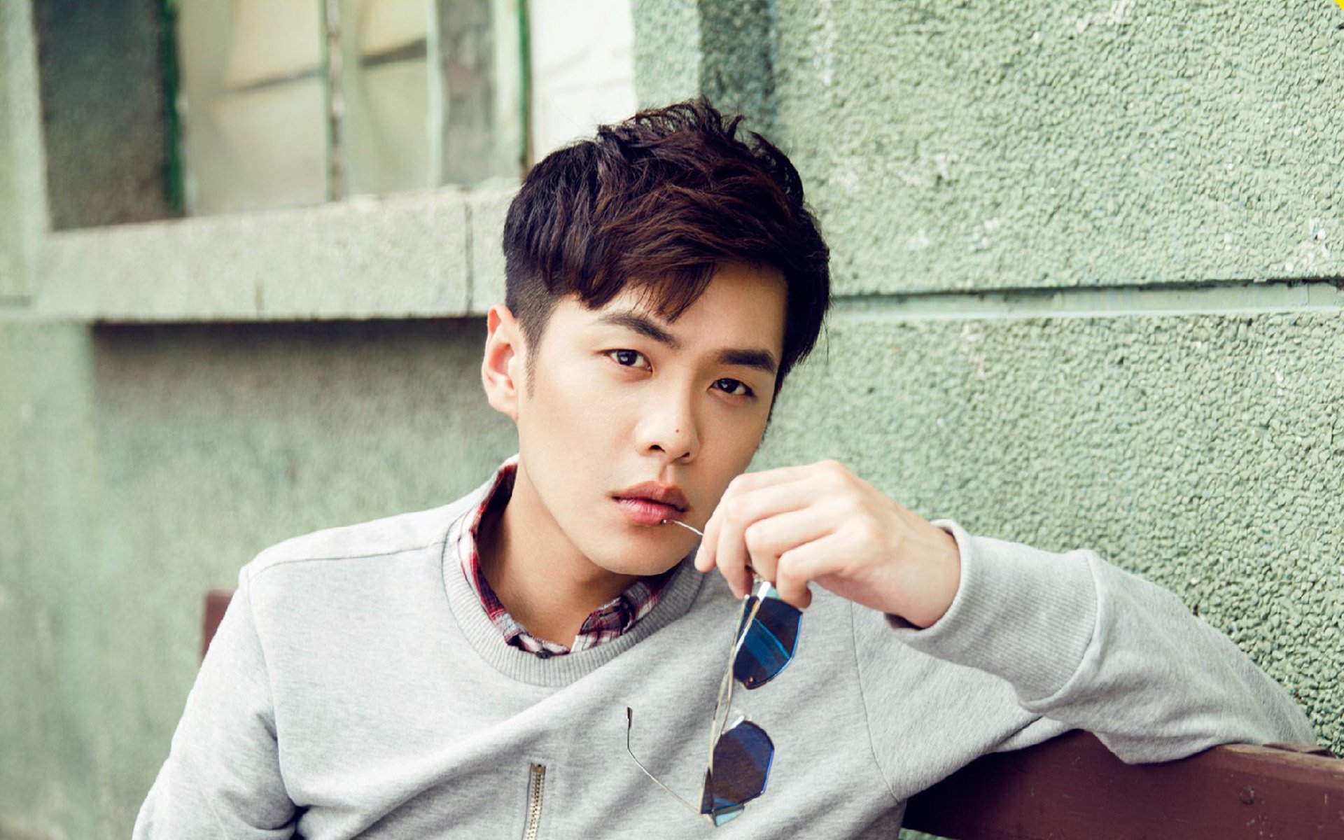 阿伦·斯密斯：全黑队反击中的关键人物，快速启动进攻系统，阿伦斯集锦